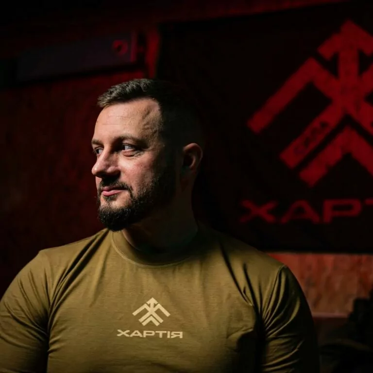 Ukraїner зняв документальний фільм про харківську бригаду