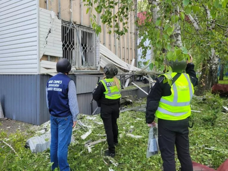 Зранку росіяни обстріляли населені пункти Харківщини: є постраждалий