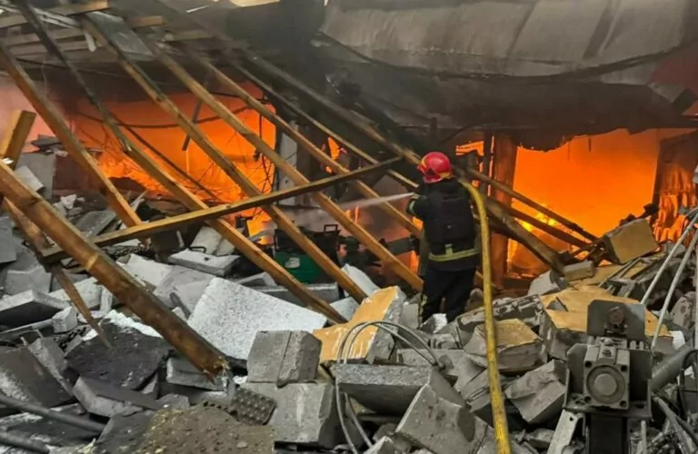 На Харківщині росіяни обстріляли чотири населені пункти за добу: є постраждалі