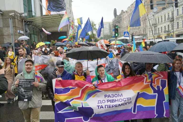Росія системно переслідує ЛГБТК+ людей на окупованих територіях України 