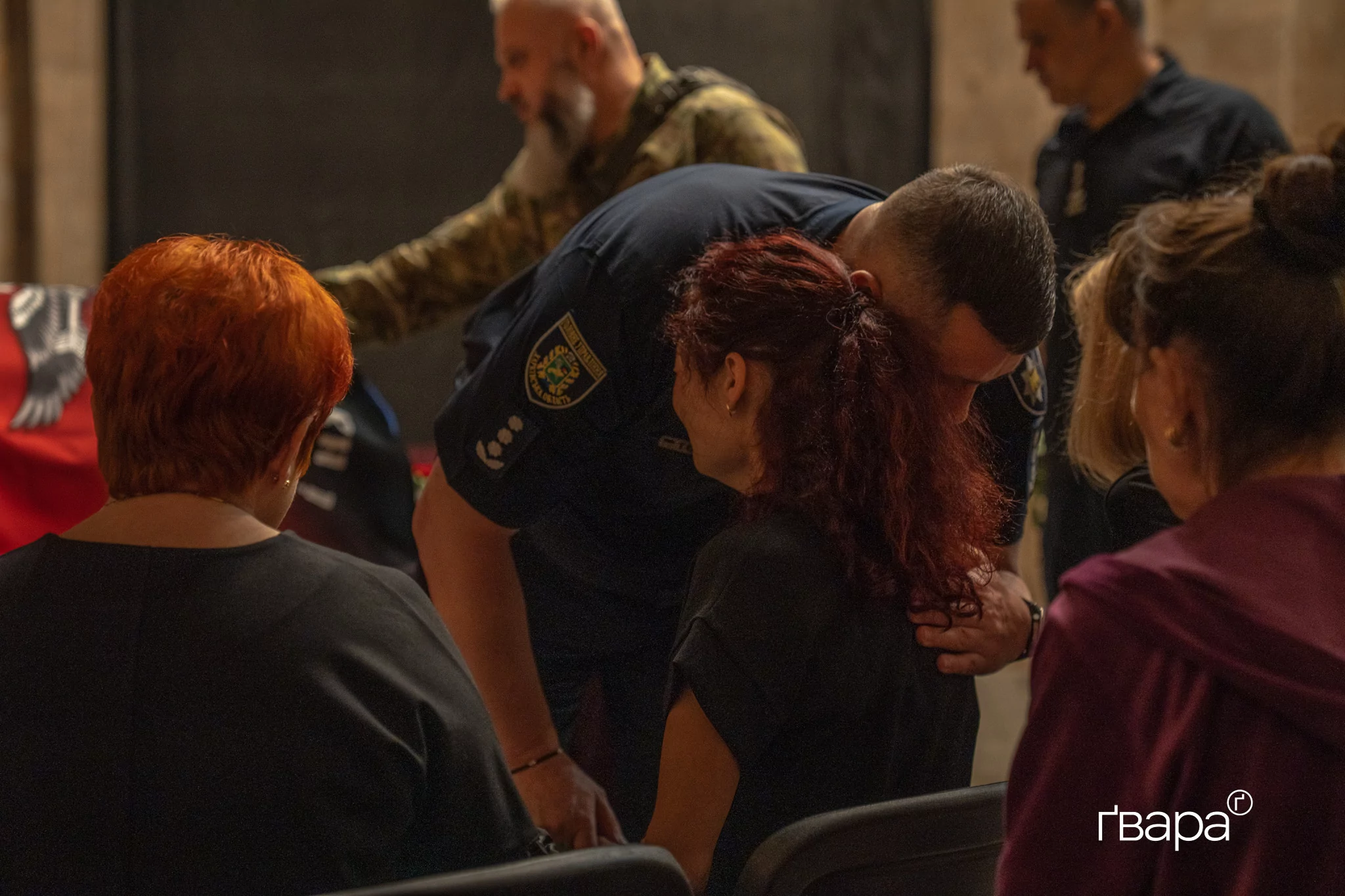 зображення до посту: У Харкові попрощалися з поліціянтом, загиблим під час виконання бойового завдання на Донеччині — фото