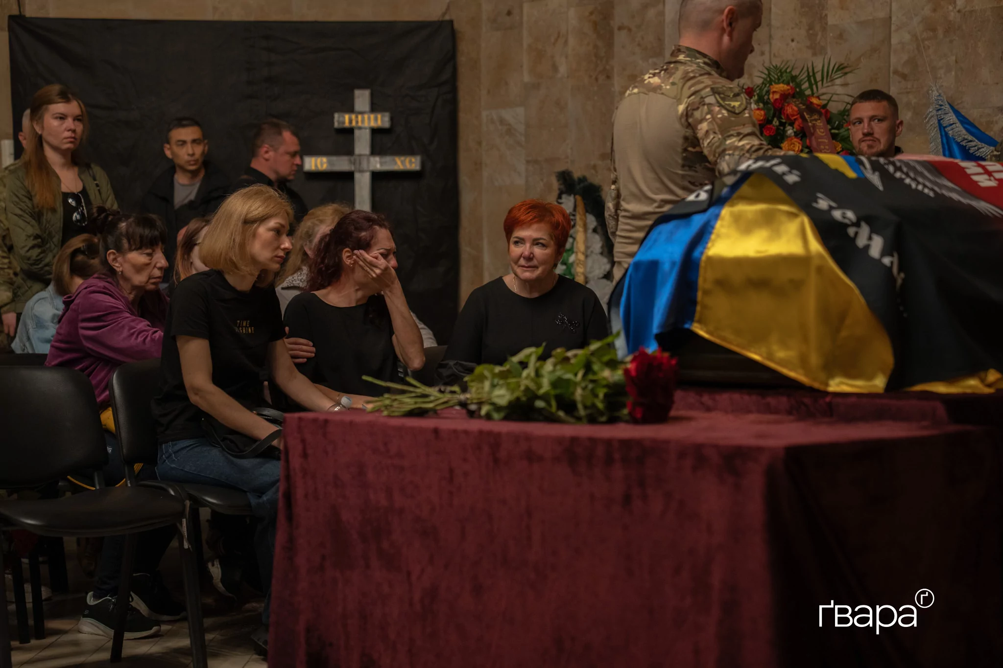зображення до посту: У Харкові попрощалися з поліціянтом, загиблим під час виконання бойового завдання на Донеччині — фото