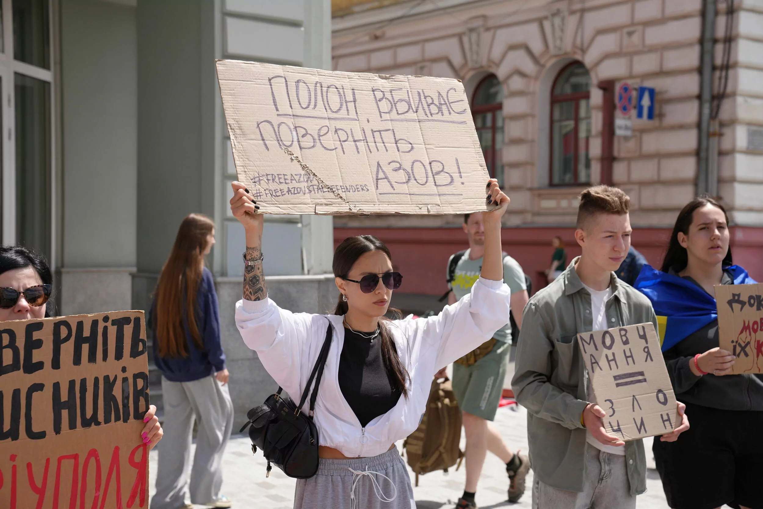 зображення до посту: “Missing soldier is not forgotten!” Kharkiv activists held demonstration to support POWs (photos)