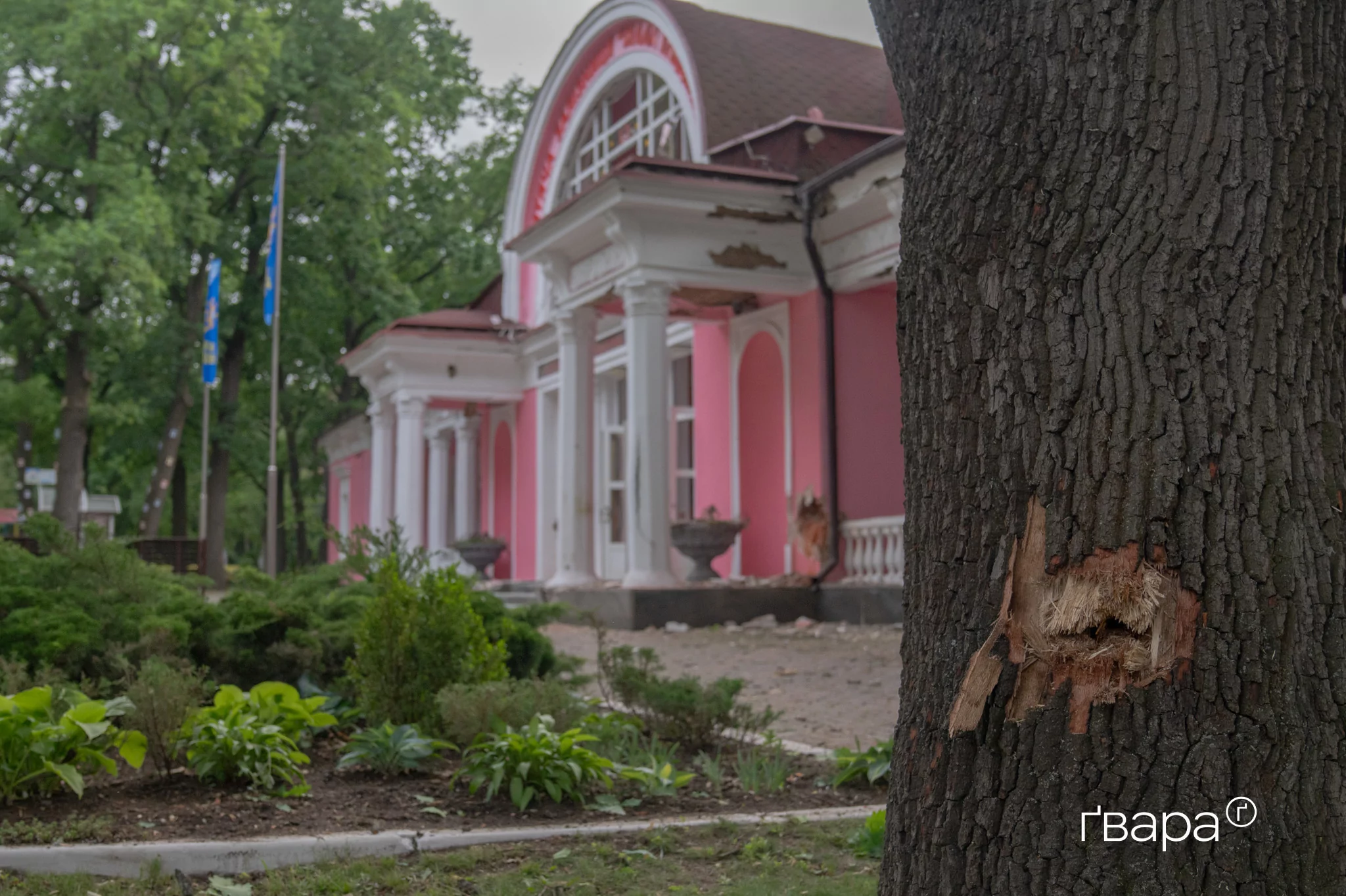 зображення до посту: Російський КАБ вбив очільницю Дитячої залізниці, десятки поранених — фото