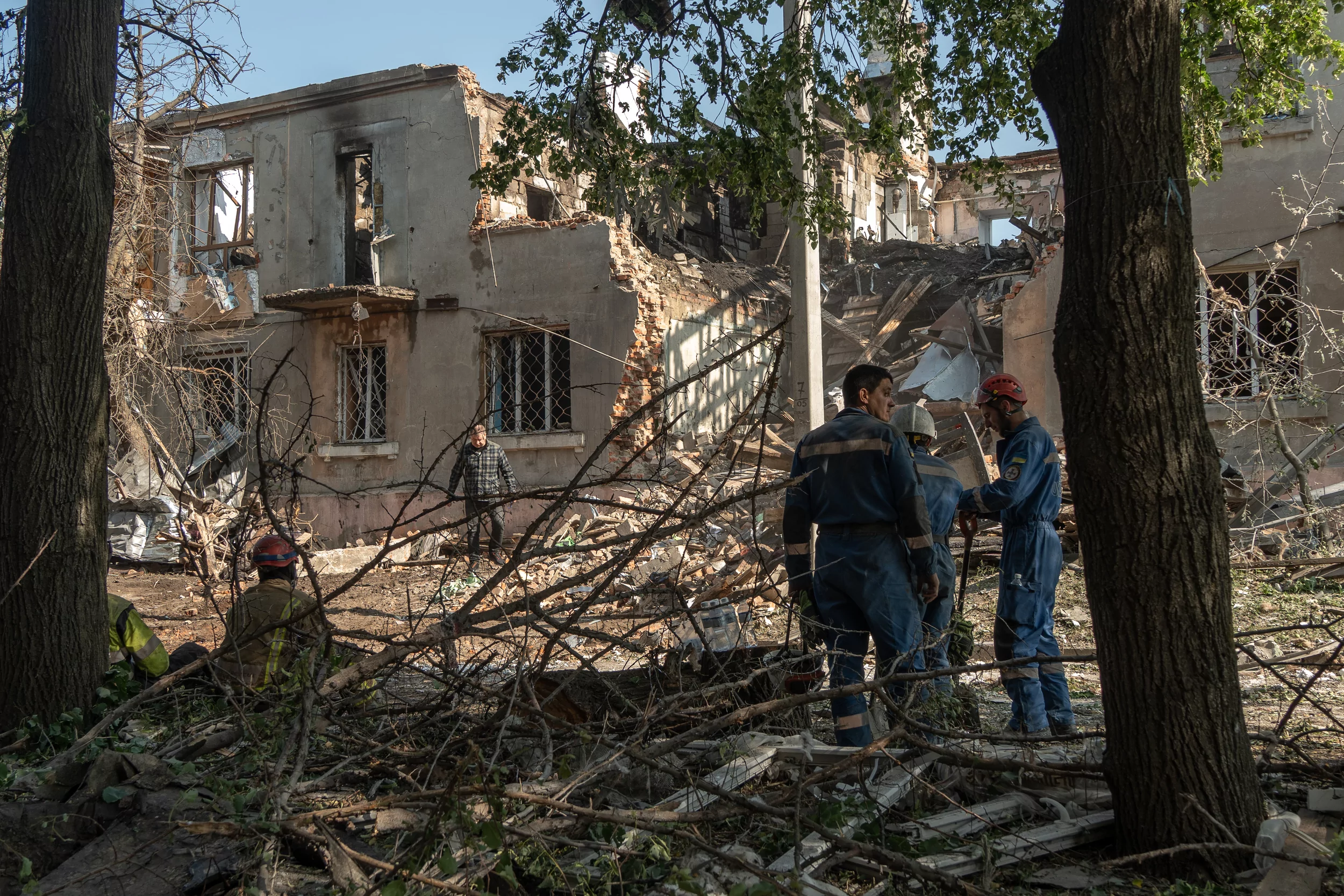 Damaged residential building in Osnovianskyi district after Russian attack on June 11