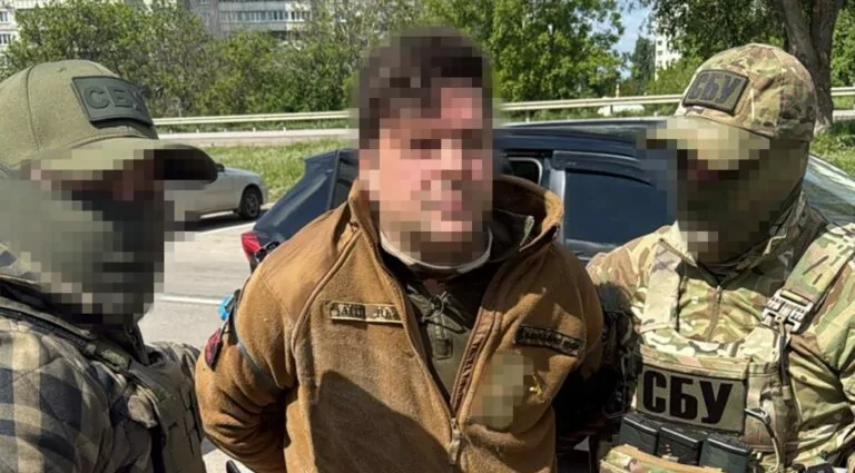 У Харкові затримали військового, який, ймовірно, коригував удари по своєму підрозділу 