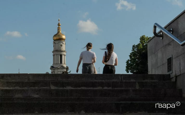 Як пережити спеку без кондиціонера: поради для цивільних і військових
