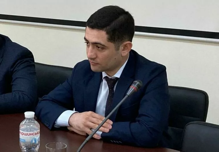 Керівником Харківської облпрокуратури призначили Аміла Омарова. Журналісти вказують на його звʼязки з Татаровим