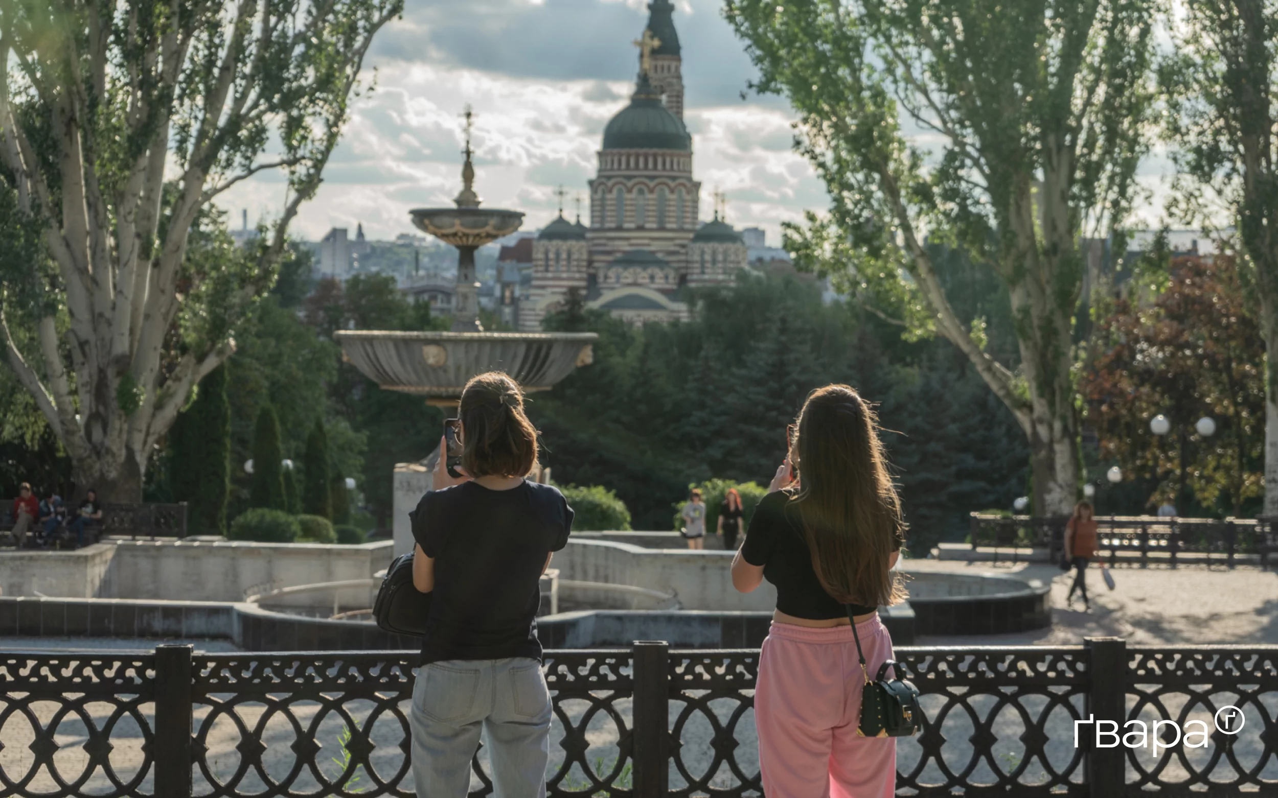 зображення до посту: Як пережити спеку без кондиціонера: поради для цивільних і військових