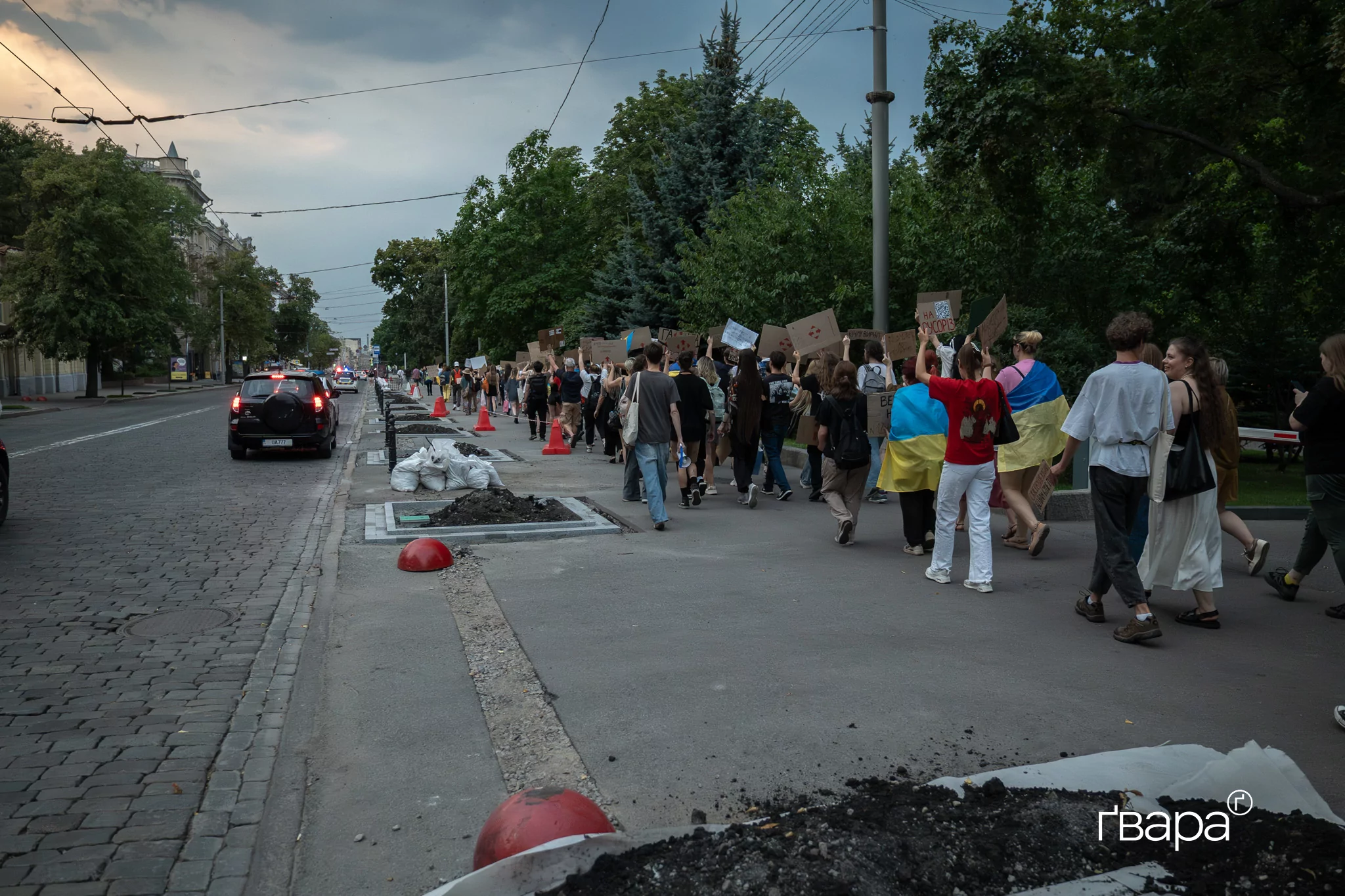 зображення до посту: «Нам потрібна реорганізація, а не узурпація»: у Харкові знову пройшла акція проти закону про НАБУ і САП — фото