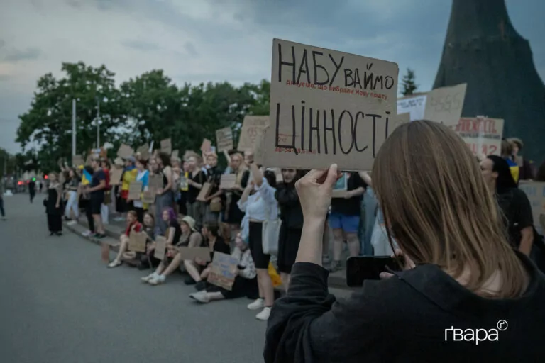 Рада ухвалила законопроєкт Зеленського щодо відновлення незалежності НАБУ і САП