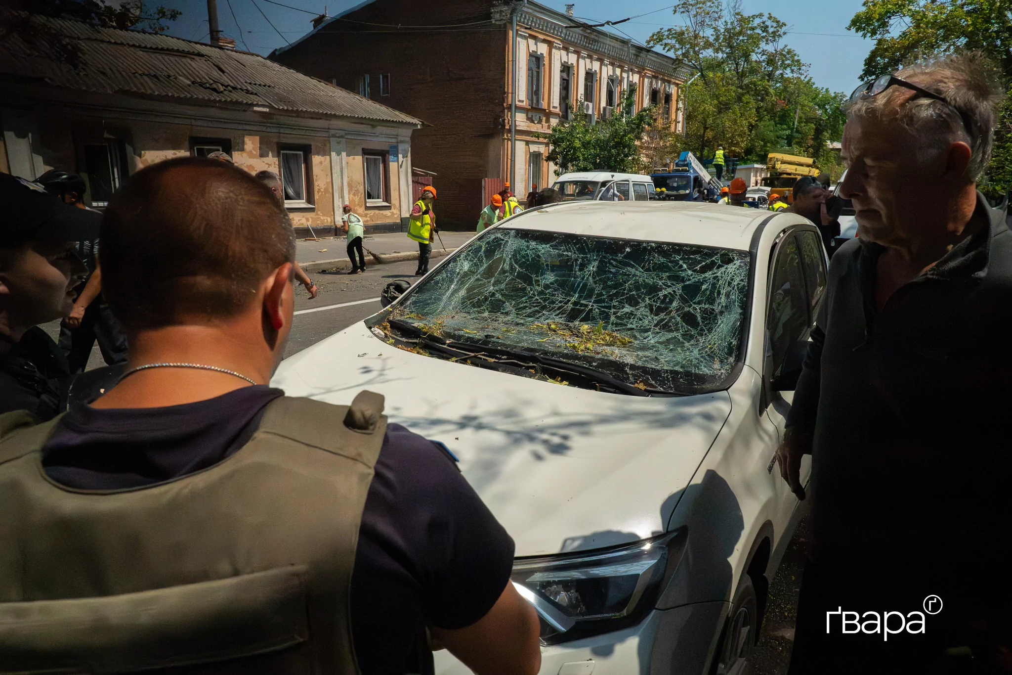 зображення до посту: Наслідки ранкового обстрілу Холодногірського району Харкова — фото