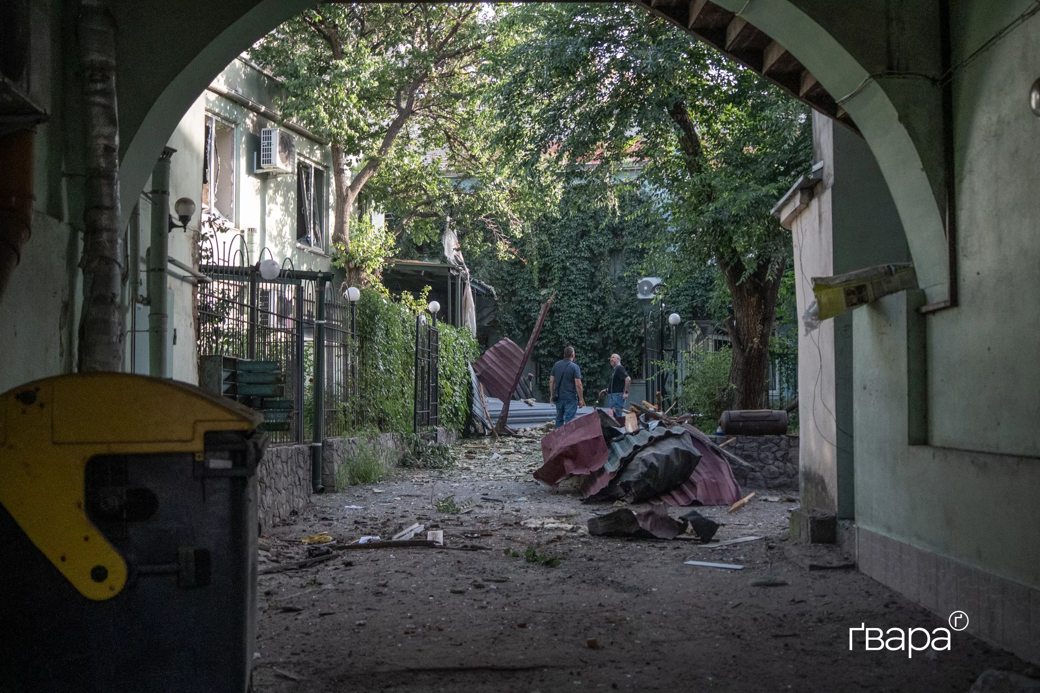 зображення до посту: «Росіяни влучили поряд із пологовим будинком»: наслідки ранкового обстрілу Харкова — фото