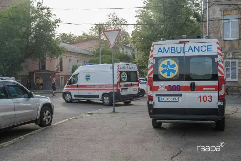 Цієї ночі росіяни пошкодили три медзаклади на Харківщині — МОЗ