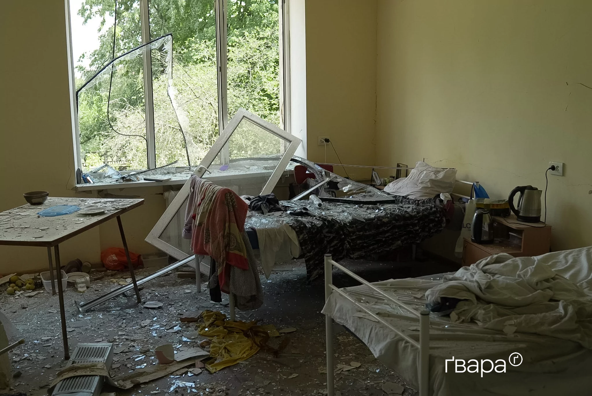 зображення до посту: Як виглядає лікарня у Харкові після ранкового обстрілу — фото