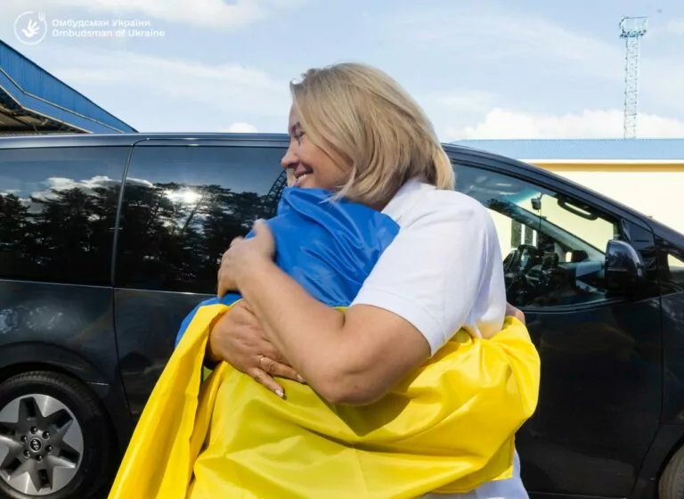 З окупованих територій та з Росії вдалося повернути ще одну групу українських дітей
