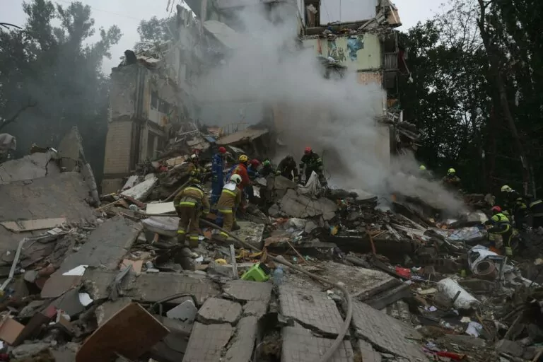 На Харківщині оголошено день жалоби за загиблими внаслідок російської атаки на Київ