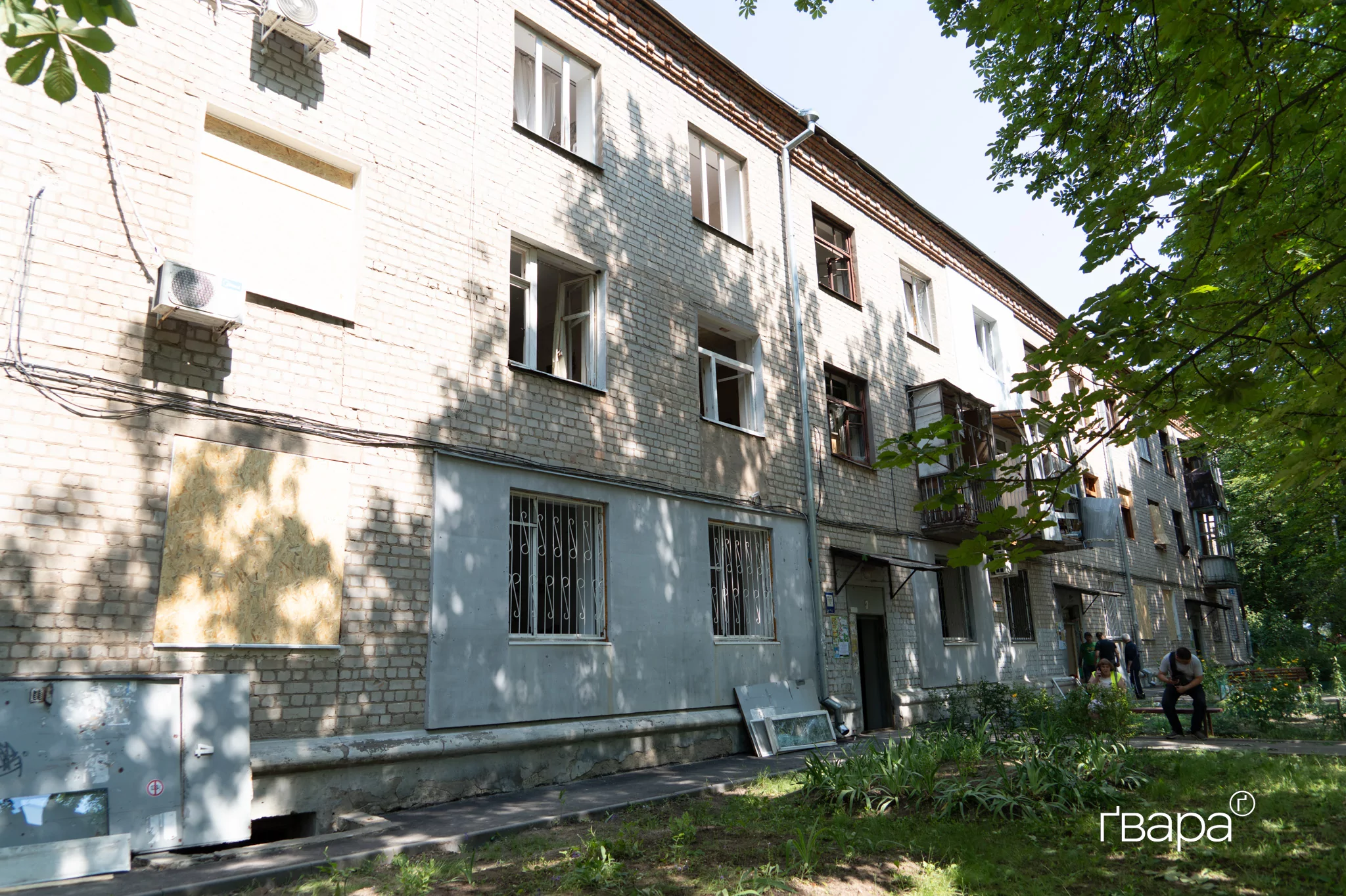 зображення до посту: Наслідки обстрілу Шевченківського та Слобідського районів Харкова — фото