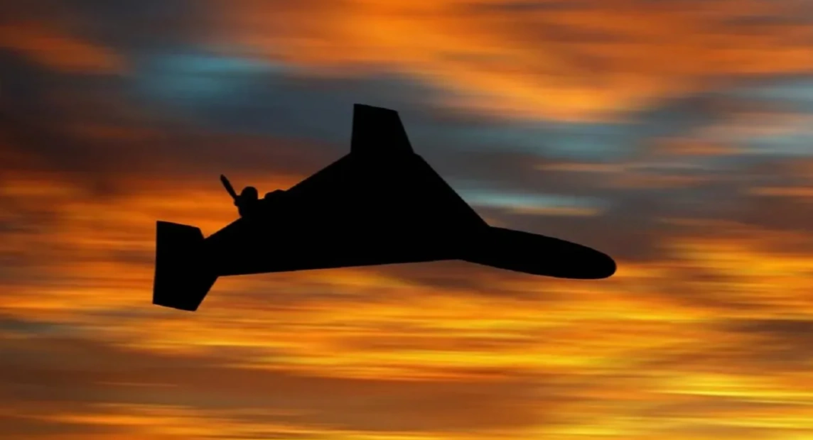 зображення до посту: Russia shifts to massive waves of drone strikes, overwhelming Ukrainian air defense with numbers, decoy tactics