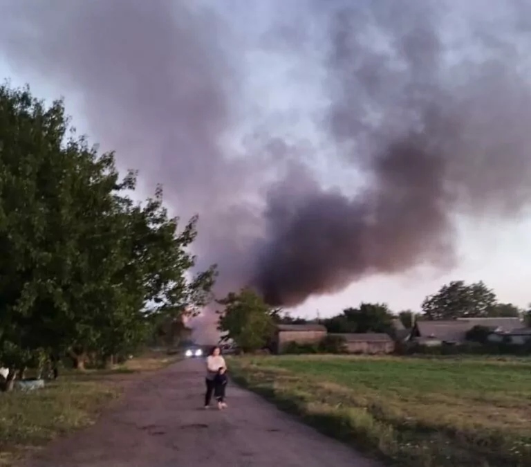 Лозівська громада третю добу перебуває під російськими обстрілами