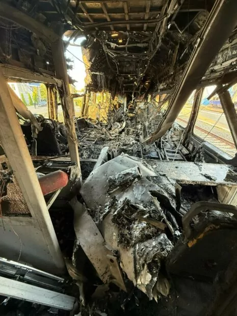 знищений потяг Укрзалізниці
