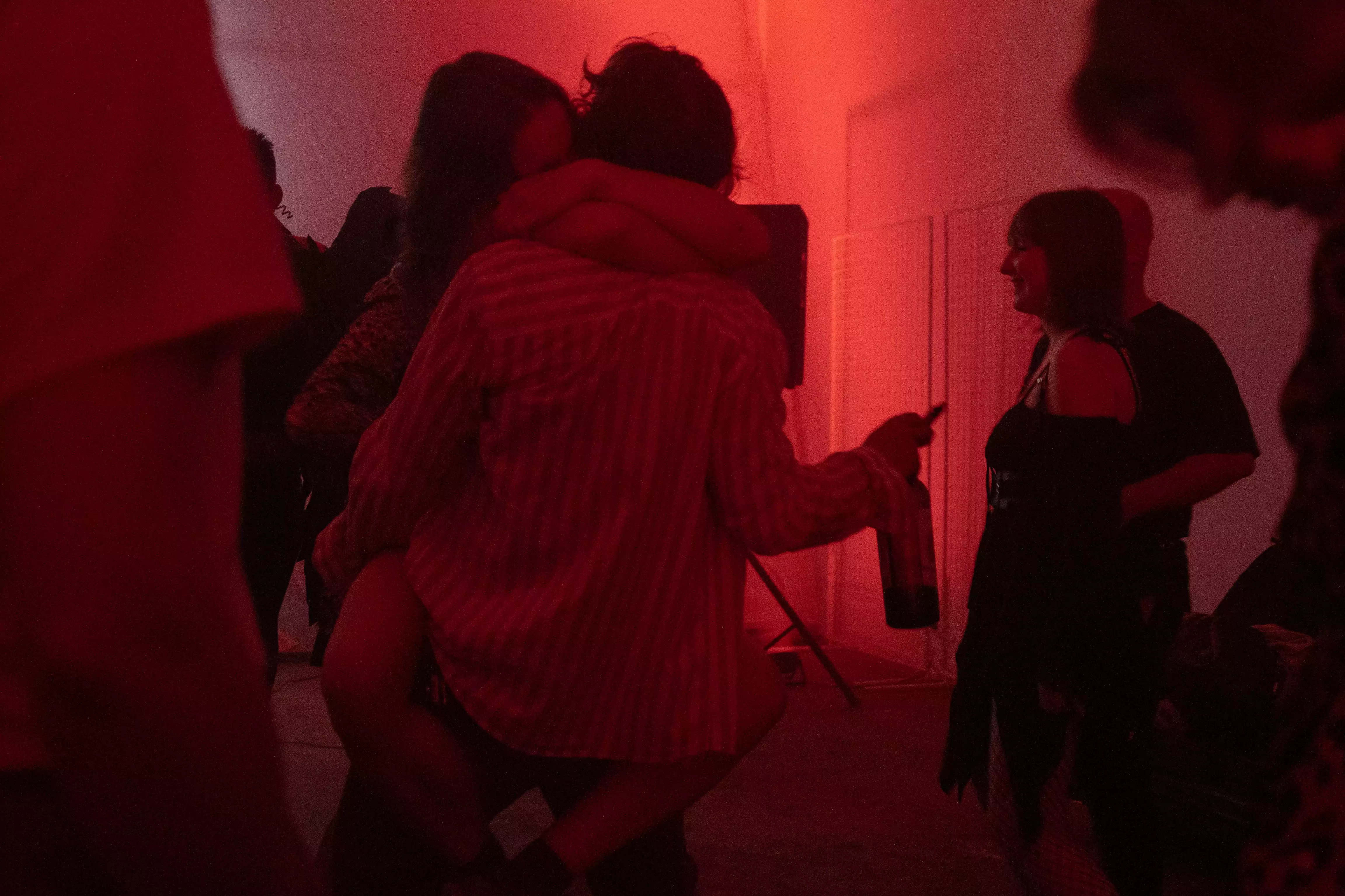 People are dancing during the OPG performance / photo: Vika Mankovska