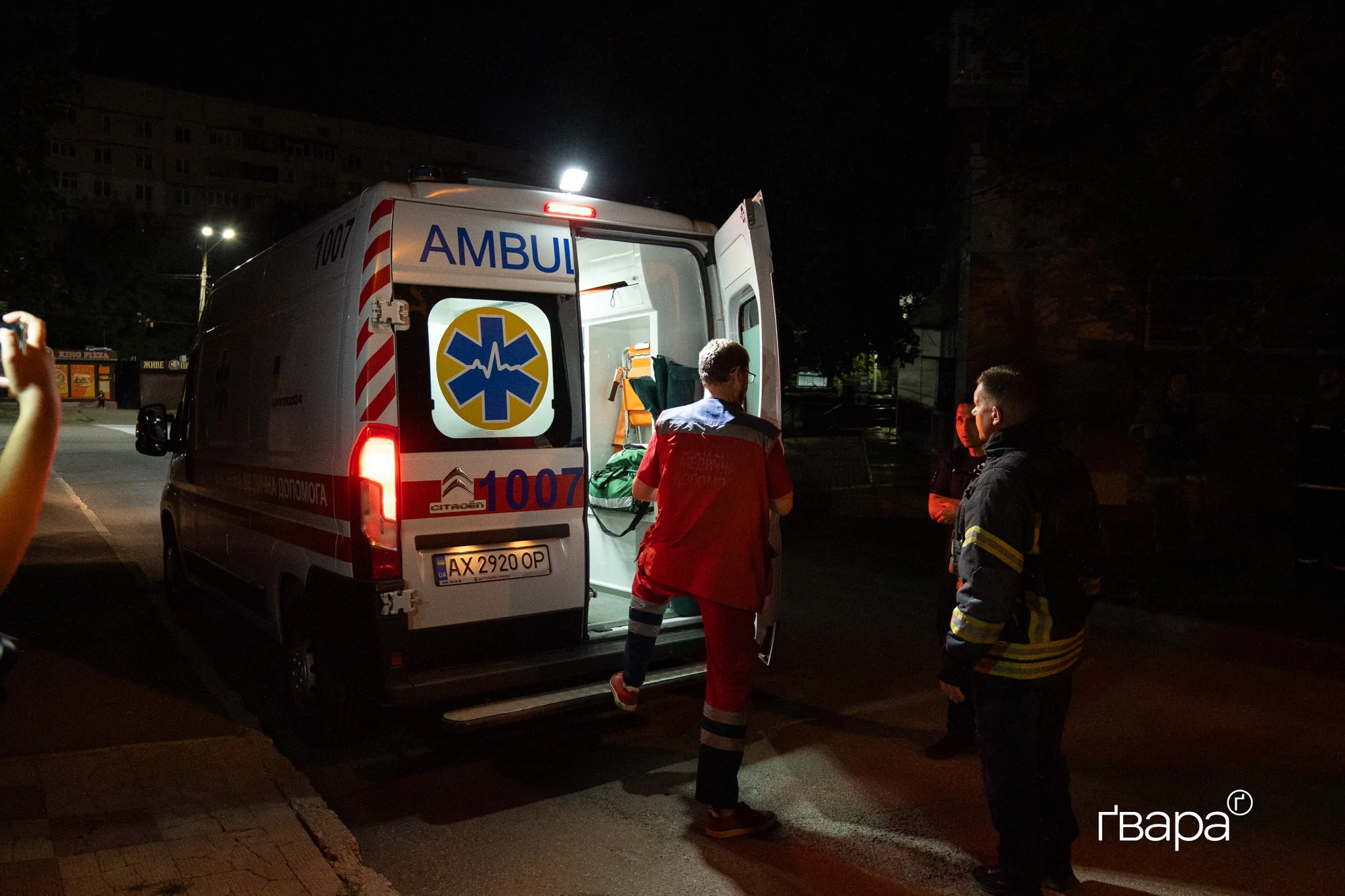зображення до посту: Наслідки вечірнього удару «Молнії» у Київському районі — фото
