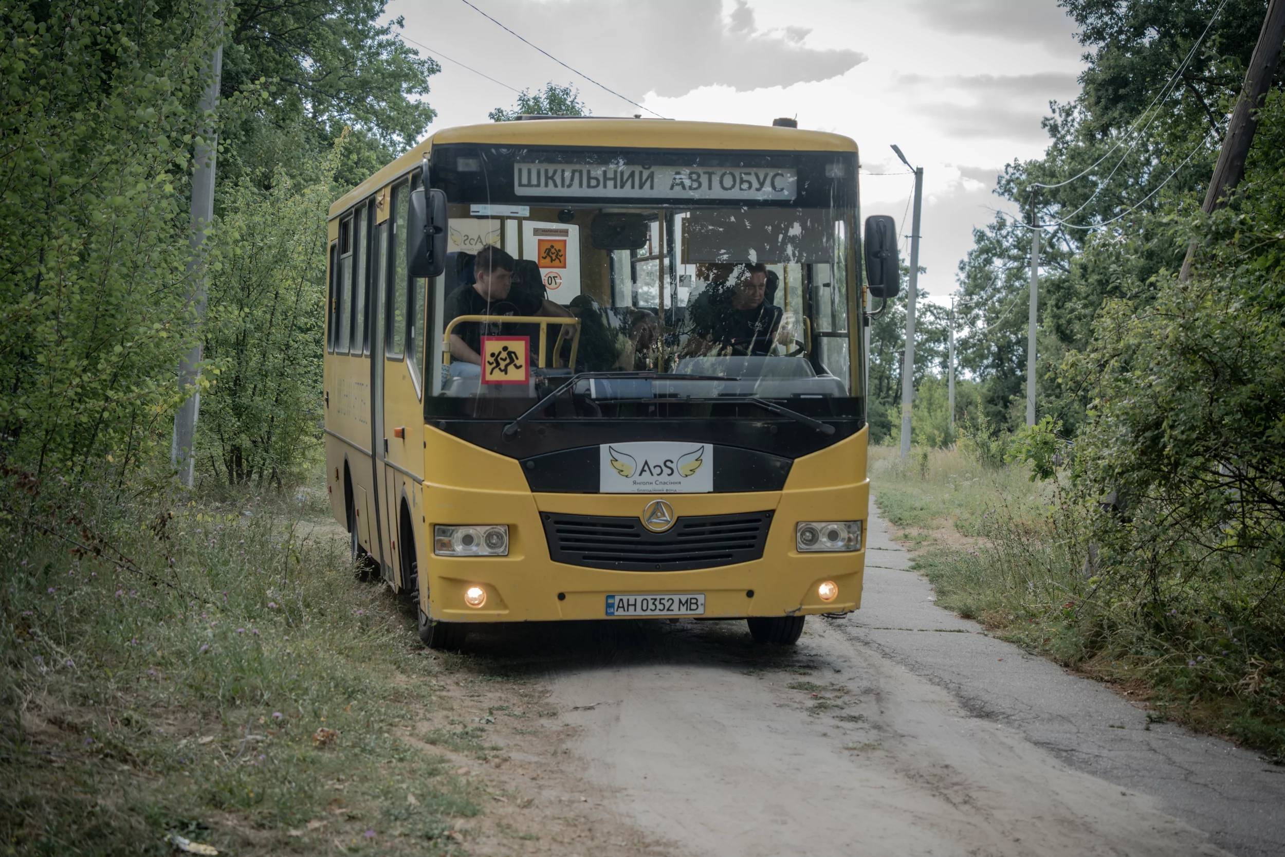 Evacuation bus