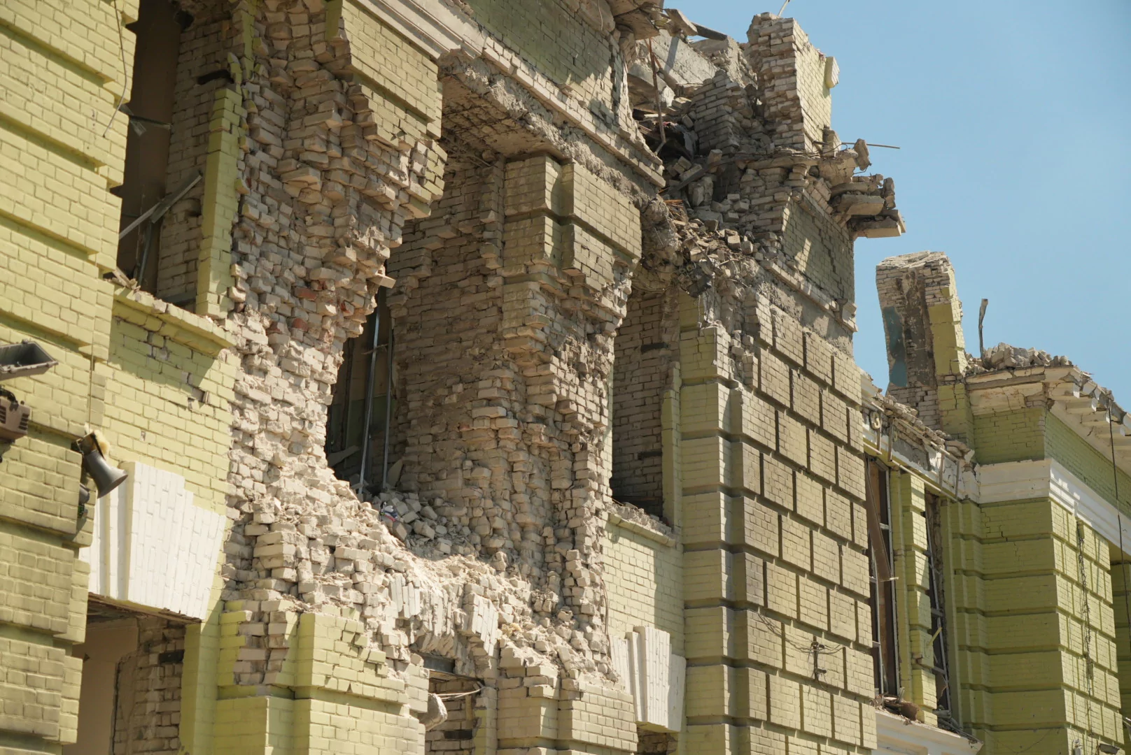 Damaged building of the railway station in Lozova after the Russian attack on August 5