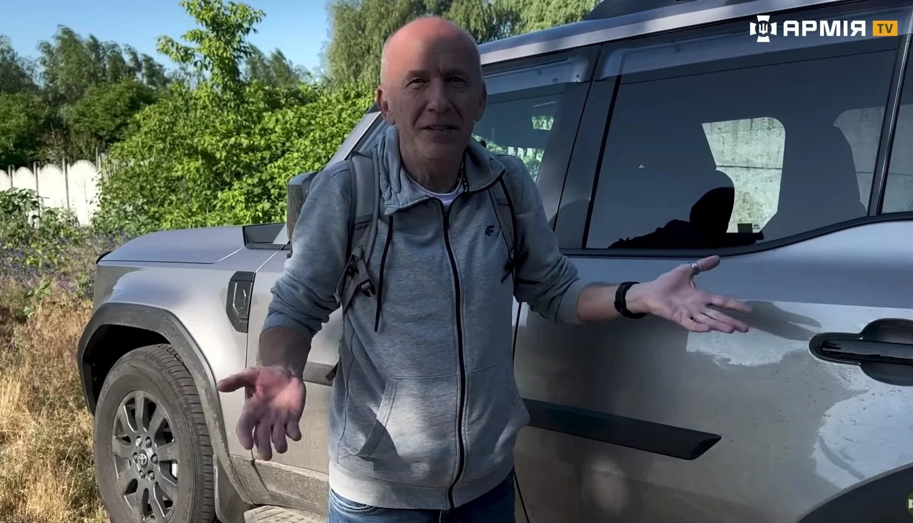 Maciej, a Polish civilian, was rescued by the 57th Separate Motorized Infantry Brigade members / Photo: Armia TV