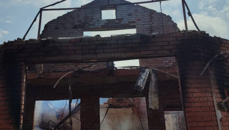 Російський дрон влучив у мопед з цивільними у Вовчанській громаді