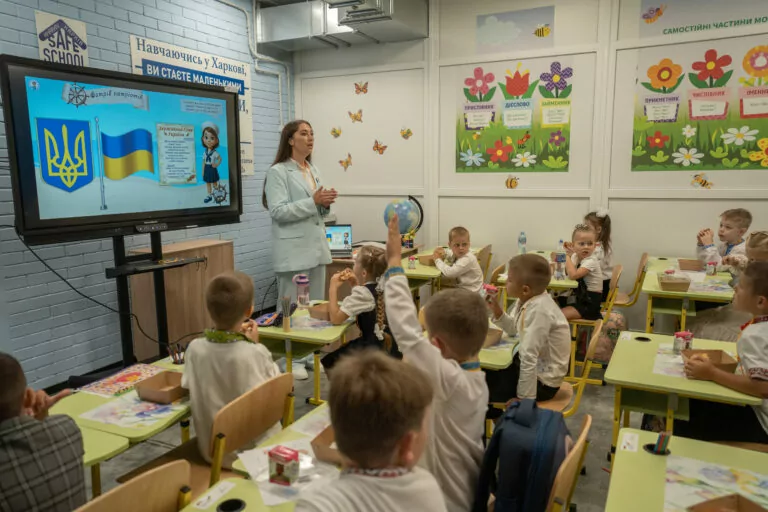“Closest school to the Russian border.” New underground school opens in Kharkiv as academic year begins (Photos)