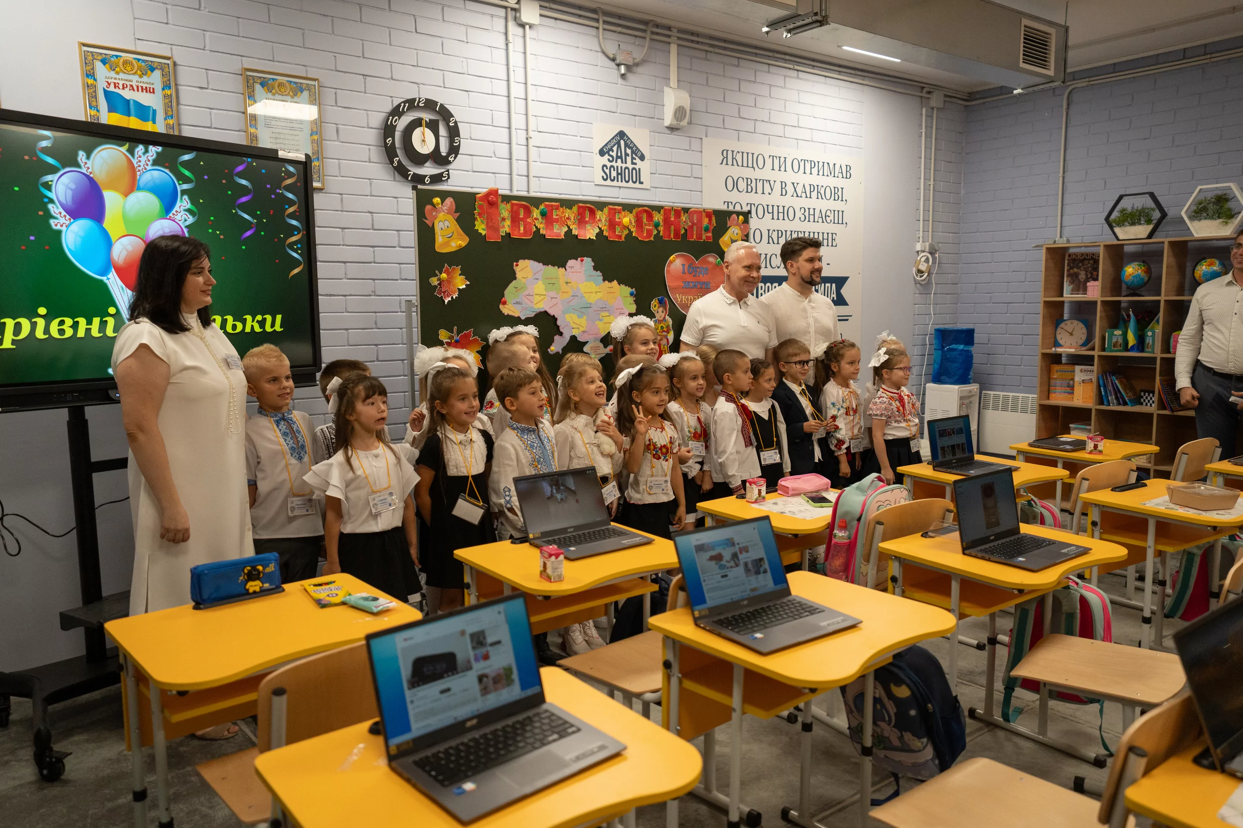 Kharkiv mayor met pupils in new underground school opened in Saltivskyi district on Sep 1