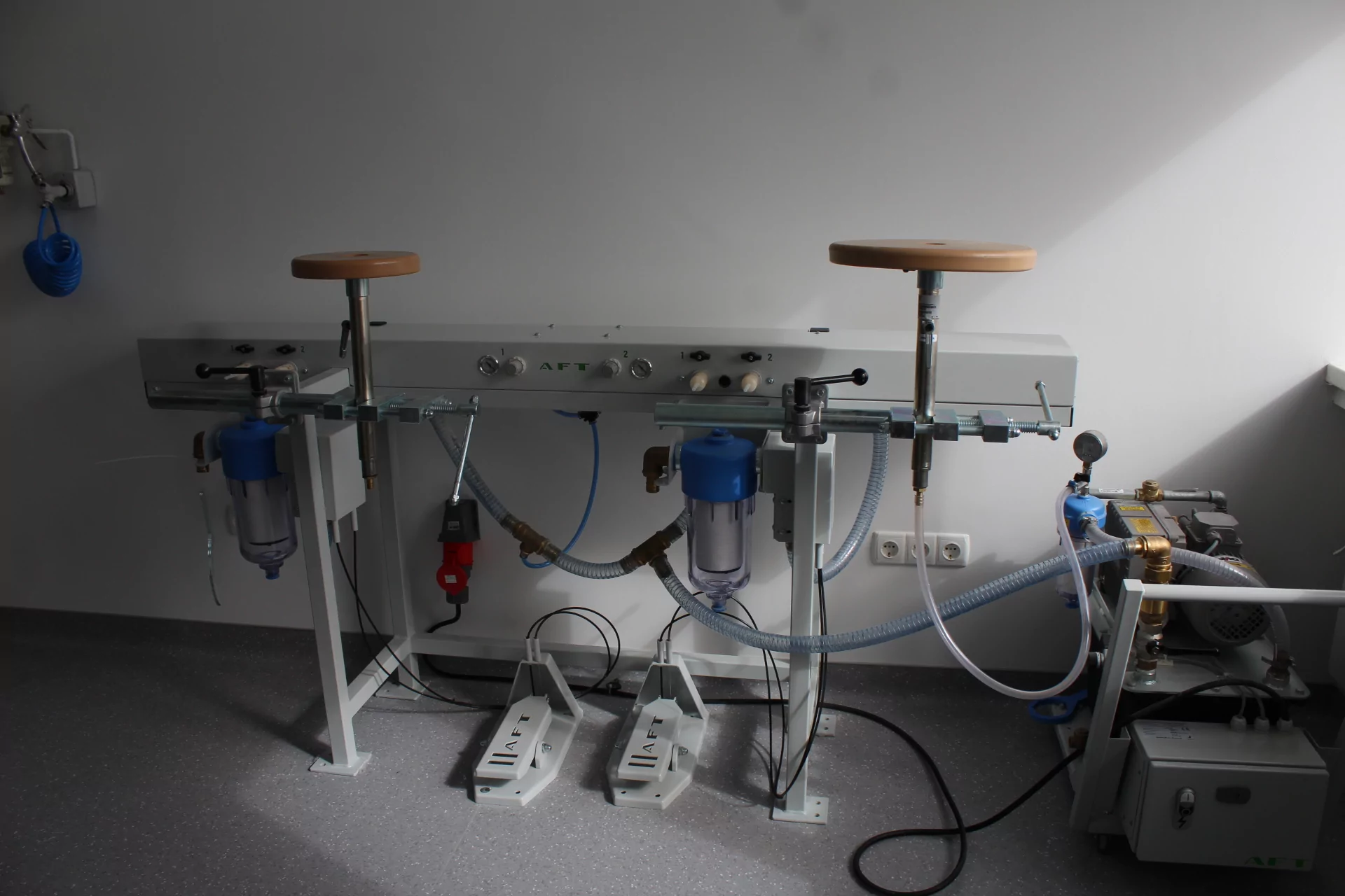 Equipment for prosthetic and orthotics laboratory that opened in Kharkiv on Sep. 17