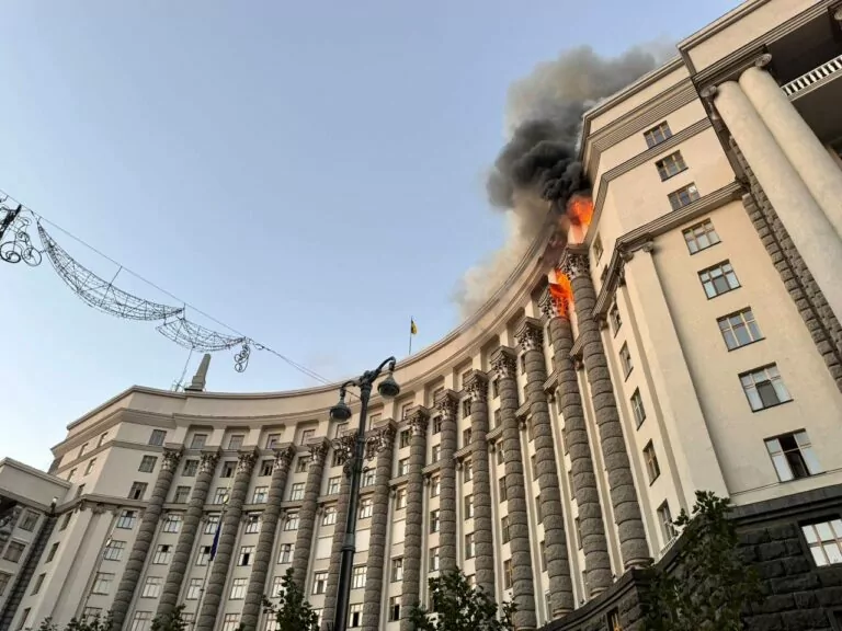 Росіяни вдарили по Україні 810 БпЛА «Шахед» та 13 ракетами
