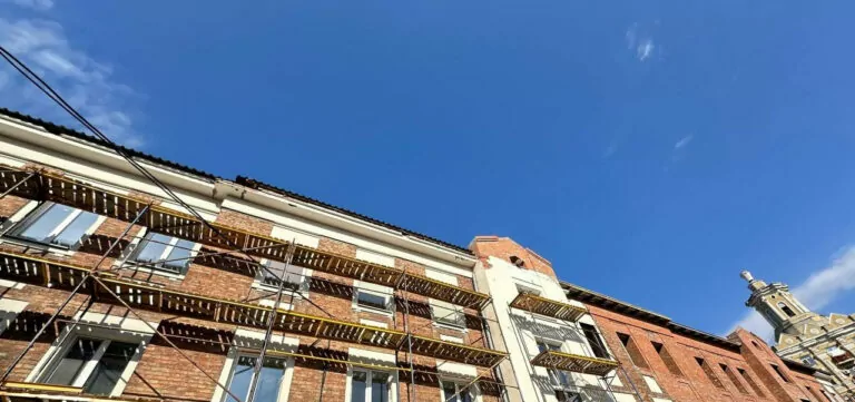 У Харкові за місяць російськими обстрілами пошкоджено 40 будинків