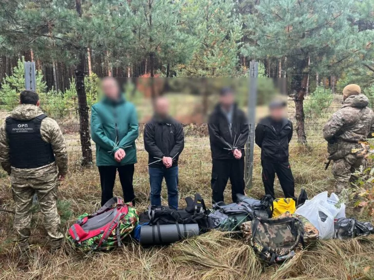 Прикордонники затримали трьох харків’ян під час ймовірної спроби перетину кордону
