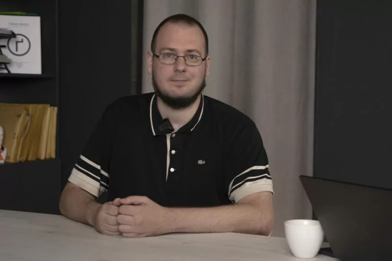 «Харків — місто не Пушкіна й Маяковського. Це місто Міхновського та Курбаса». Розмова з деколонізатором Вадимом Поздняковим