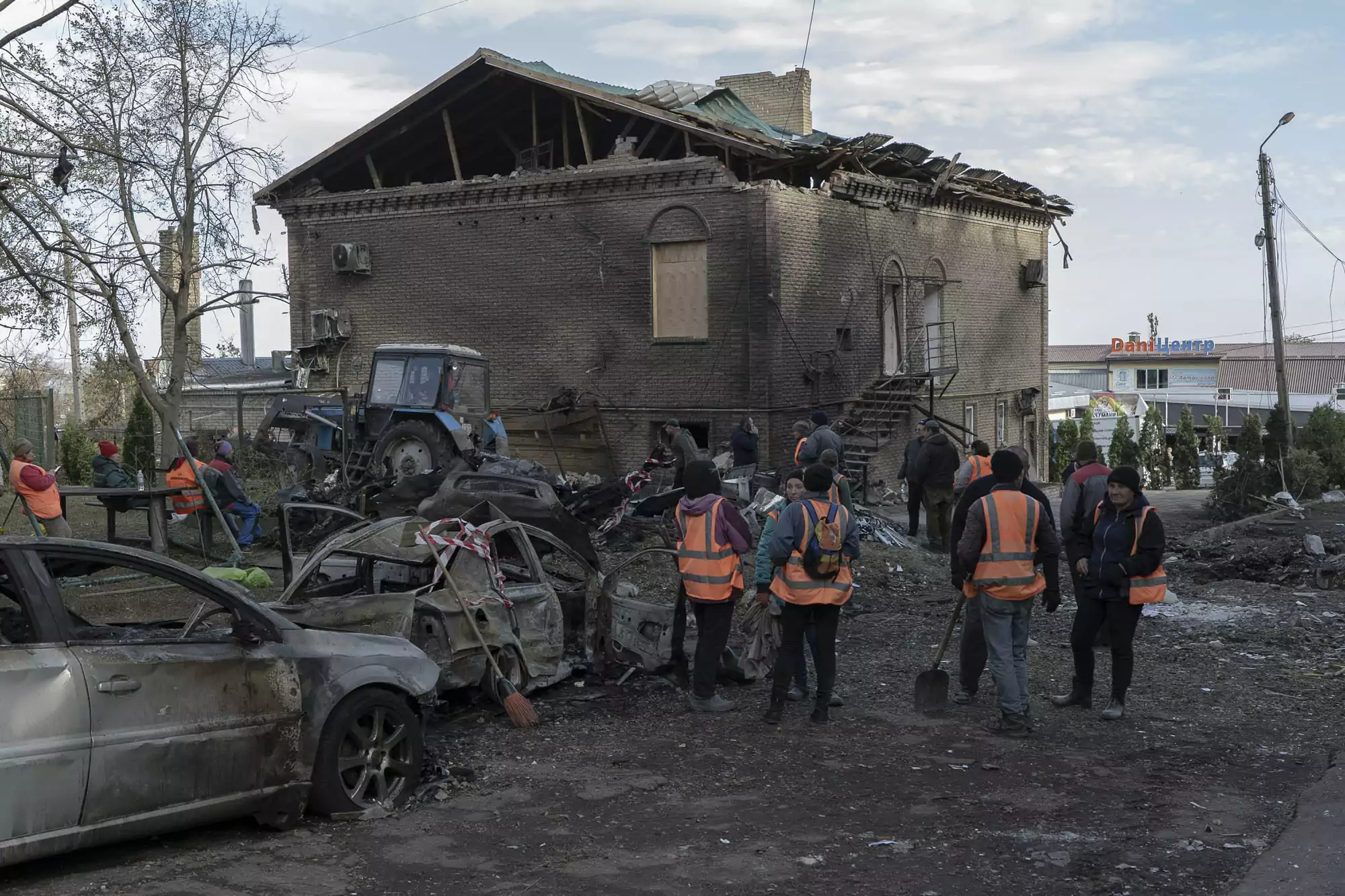 After the Russian missile strike in Balakliia, utility clean up the street