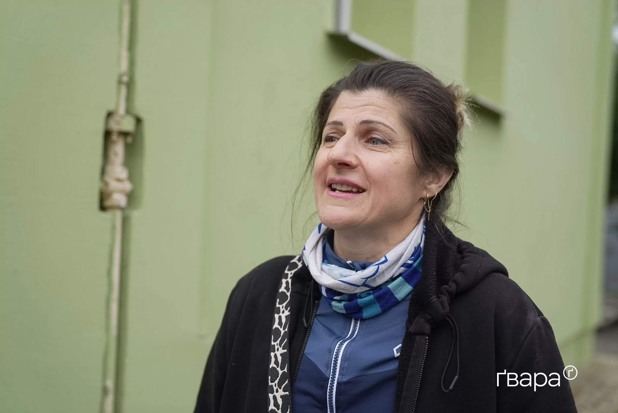жителі Новобаварського району після обстрілу