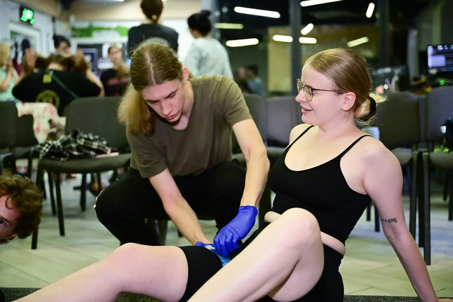 Журналістка Ґвара Медіа на тренінгу із надання першої домедичної допомоги від «Медіабаза Харків»