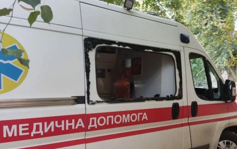 Російський дрон атакував авто «швидкої» на Харківщині
