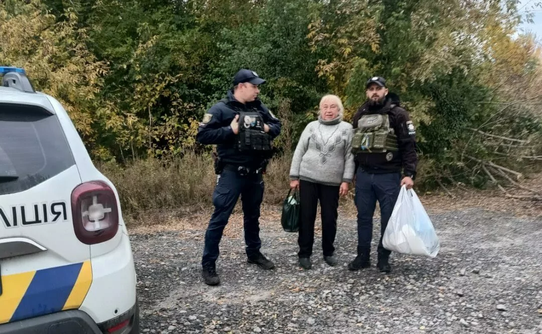 Евакуйована мешканка Козачої Лопані