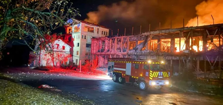 Росіяни атакували Ізюм ударними дронами: ймовірно, є постраждалі