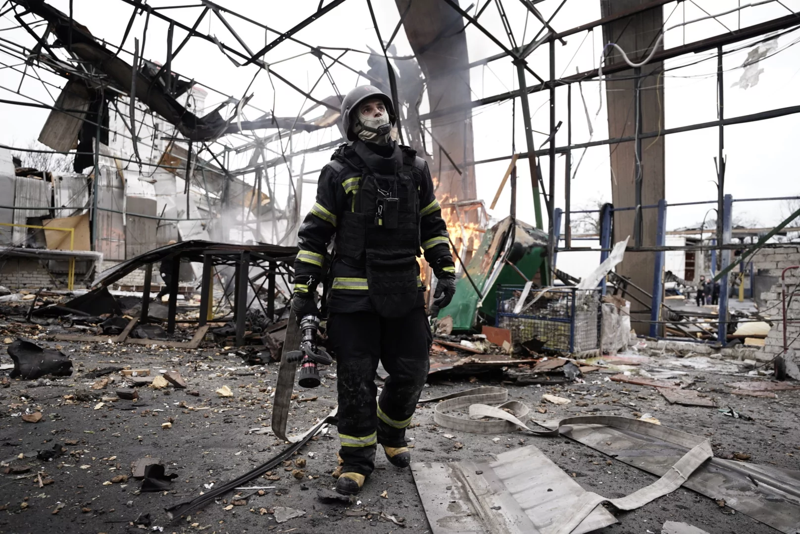 The aftermath of Russian shelling in the Kholodnohirskyi district of Kharkiv on Nov.12