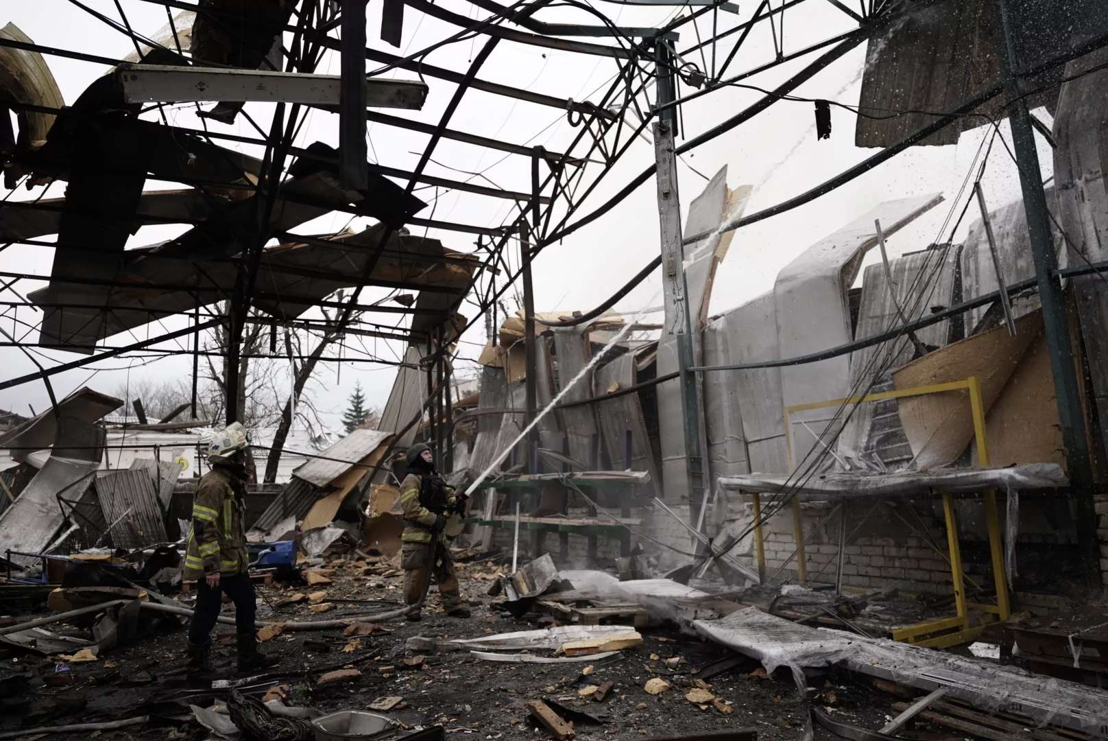 The aftermath of Russian shelling in the Kholodnohirskyi district of Kharkiv on Nov.12