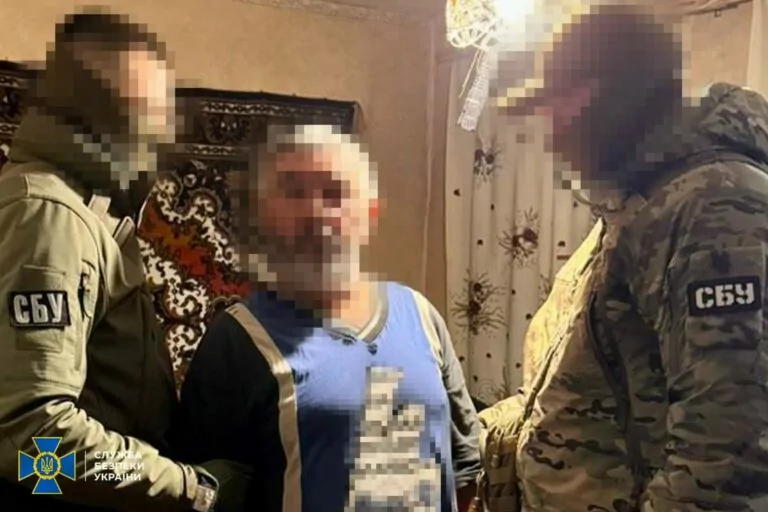 СБУ затримала мешканця Ізюма, якого підозрюють у передачі даних про ЗСУ росіянам