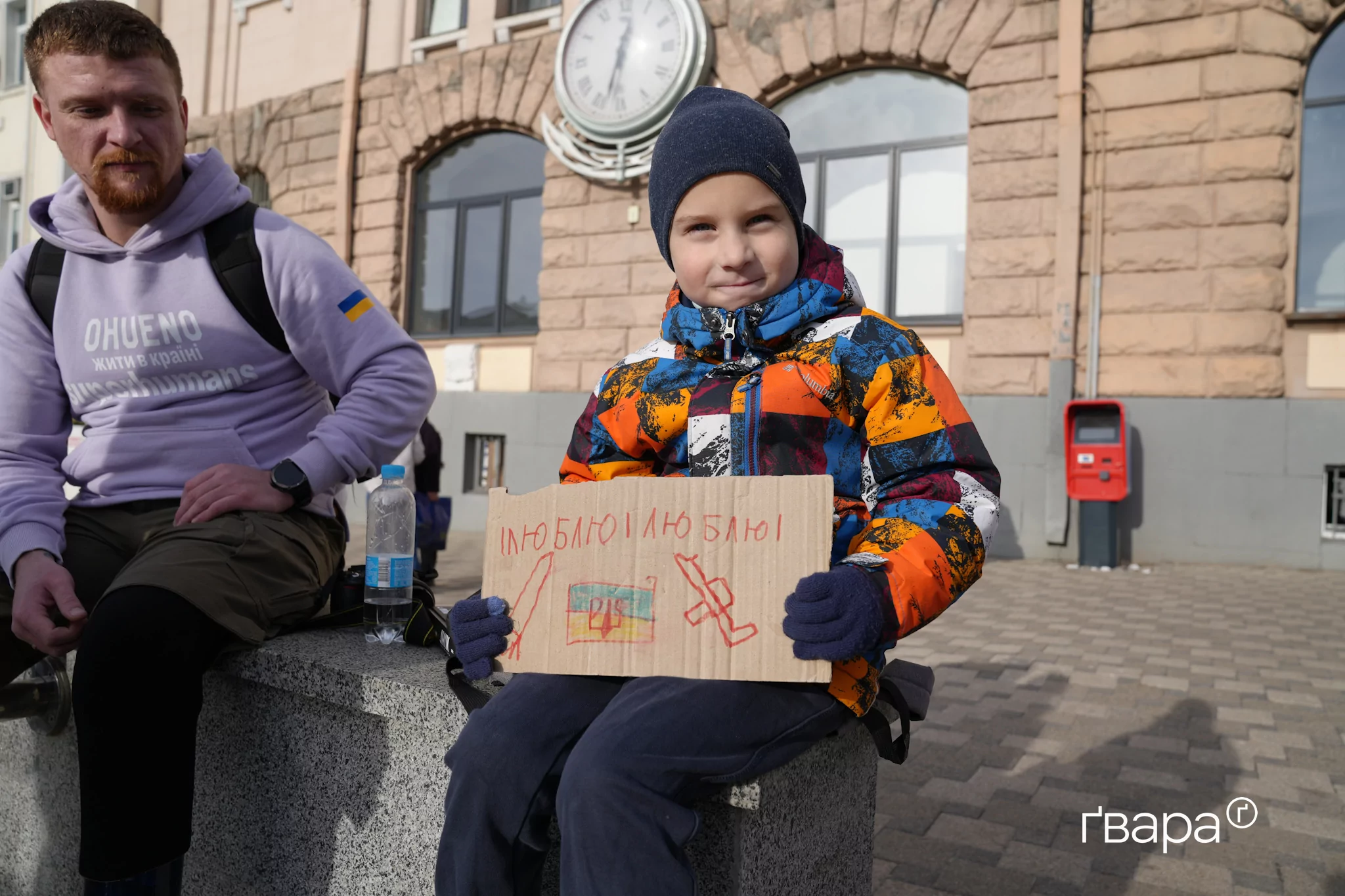 зображення до посту: Харків’ян вчергове вийшли на акцію на підтримку військовополонених — фото