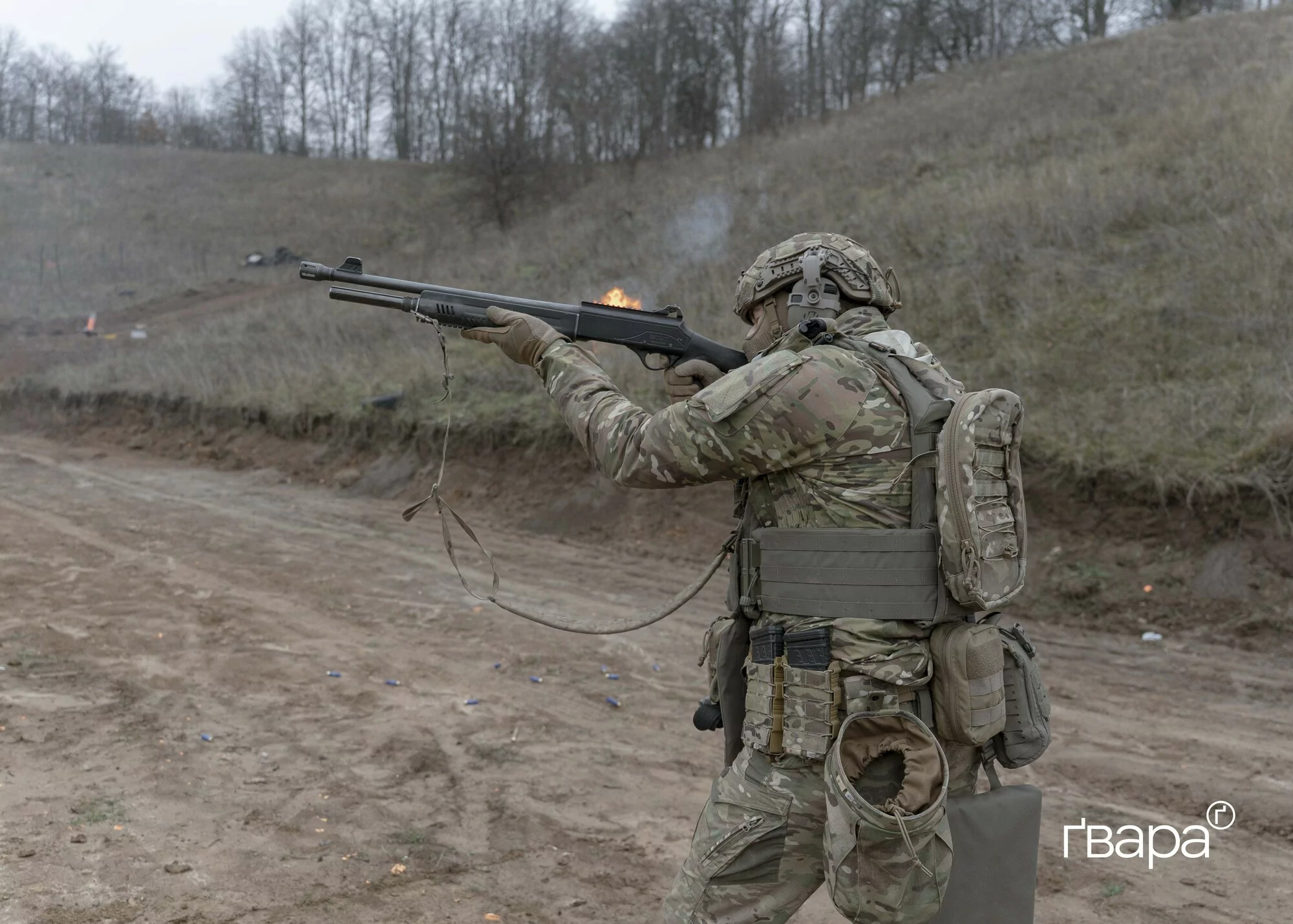 Військові бригади «Хартія» проходять тренування зі стрільби по рухомих та нерухомих обʼєктах / Фото: Ґвара Медіа, Микита Кузнецов
