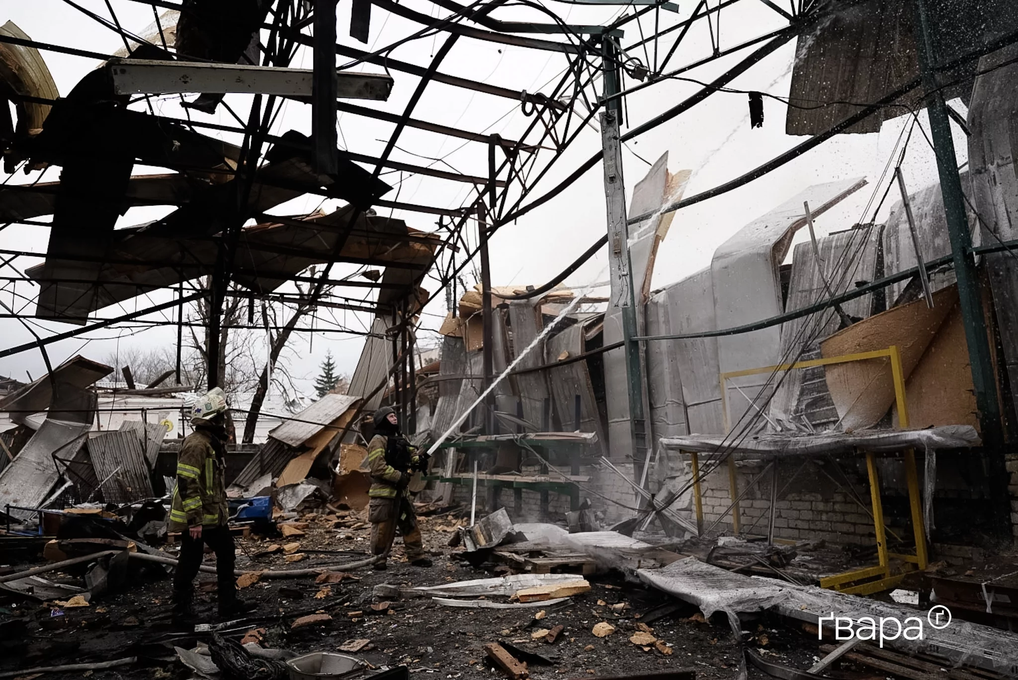 зображення до посту: Унаслідок російської атаки у Харкові зруйноване цивільне підприємство